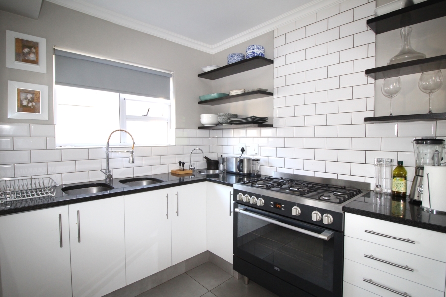 3 Bedroom Property for Sale in Nahoon Valley Park Eastern Cape